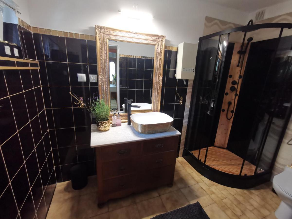 Rowy Luxury Villa